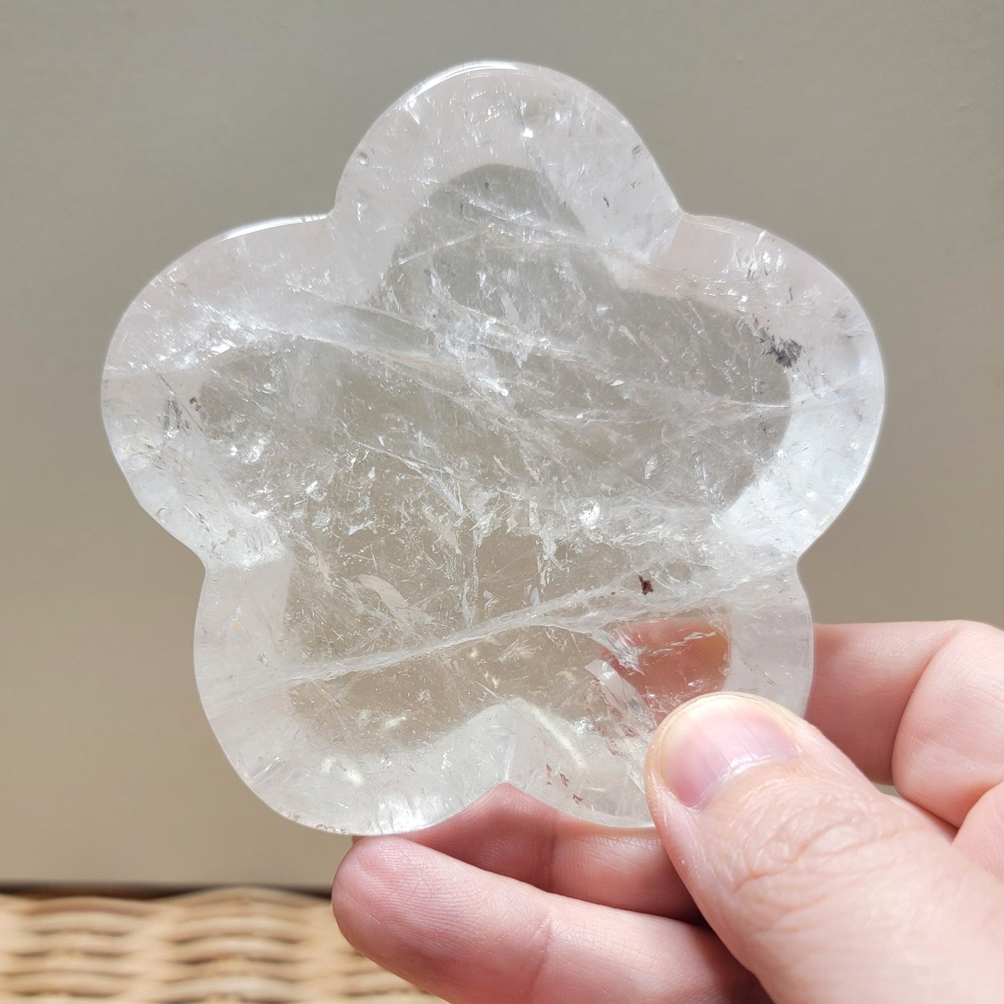 Quartz Flower Dish